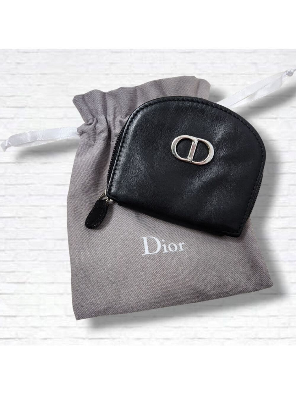 Christian Dior 30 Montaigne CD Logo Black Leather Zip Coin Case Purse